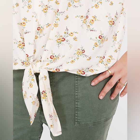 Madewell L Floral Tie-Front Top in Windowbox - Picture 7 of 8
